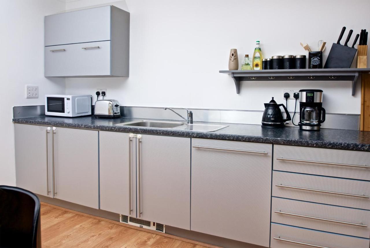 Liverpool City Stays - Economy Room - Close To Airport Ee1 Exterior foto